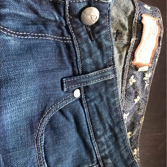 PAIGE DENIM Straight Leg Jeans SZ 25 - Picture 2 of 5